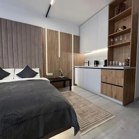 Lagoon 705 Апартаменты *