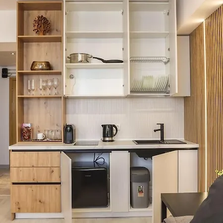 Lagoon 705 Apartment