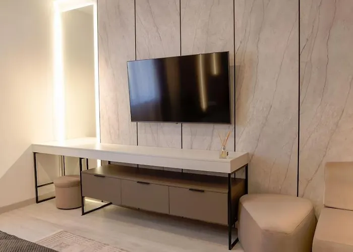 Lagoon 705 Apartment Bucharest