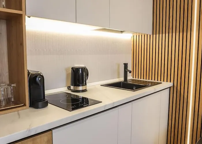 아파트 Lagoon 705 *